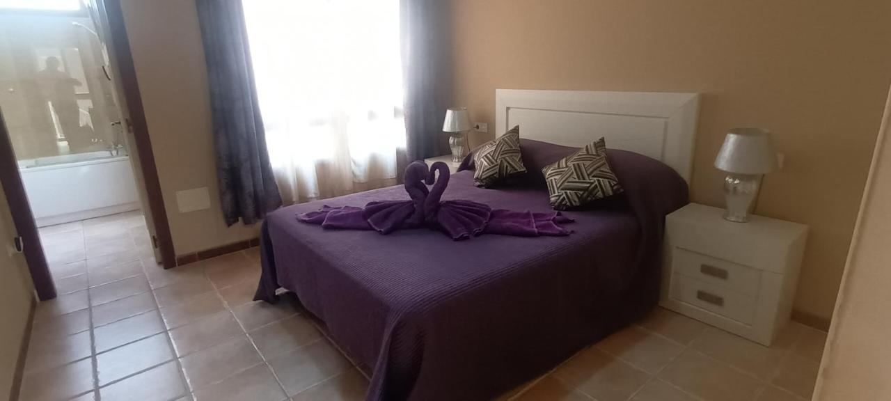Beautiful, Spacious Villa, Heated Pool, Sleeps Eight, With Quality Furnishings Caleta De Fuste Exteriér fotografie